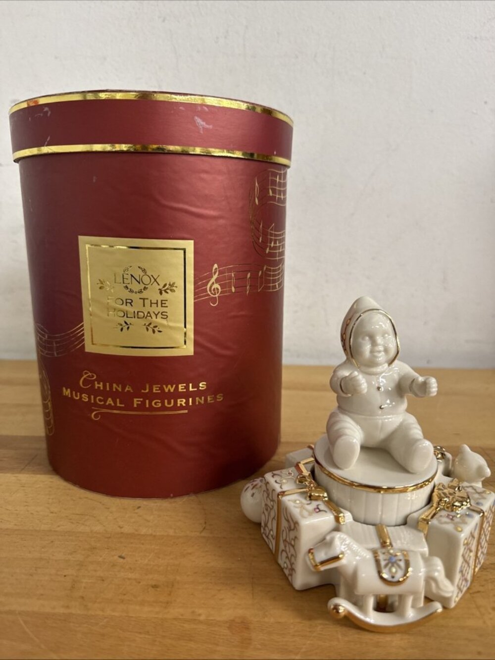 LENOX FOR THE HOLIDAYS CHINA JEWELS - MUSICAL - BABY BLOCKS " BRAHM'S LULLABY